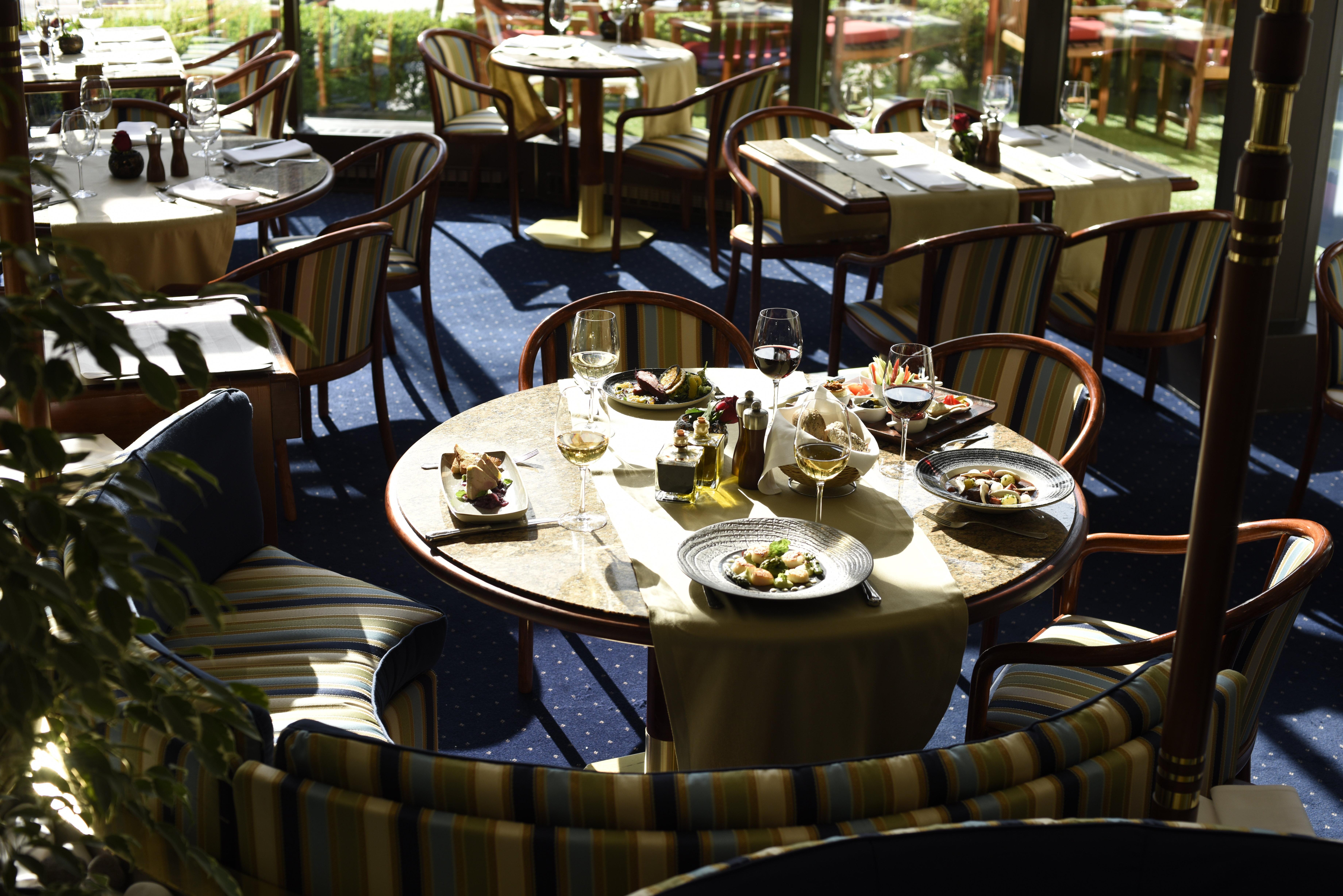 Grand 5* Bucharest